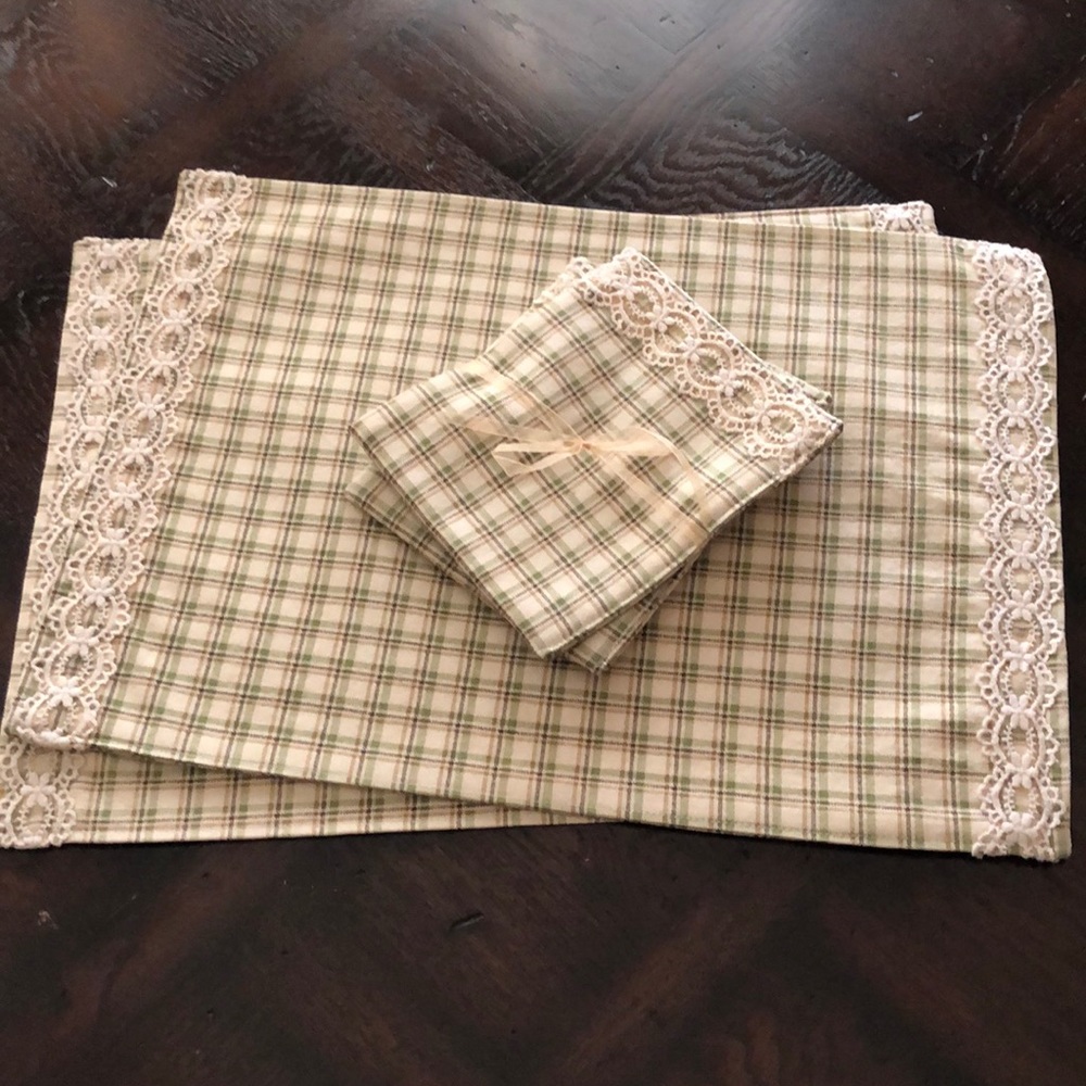 2 Sets Placemats with Coaster